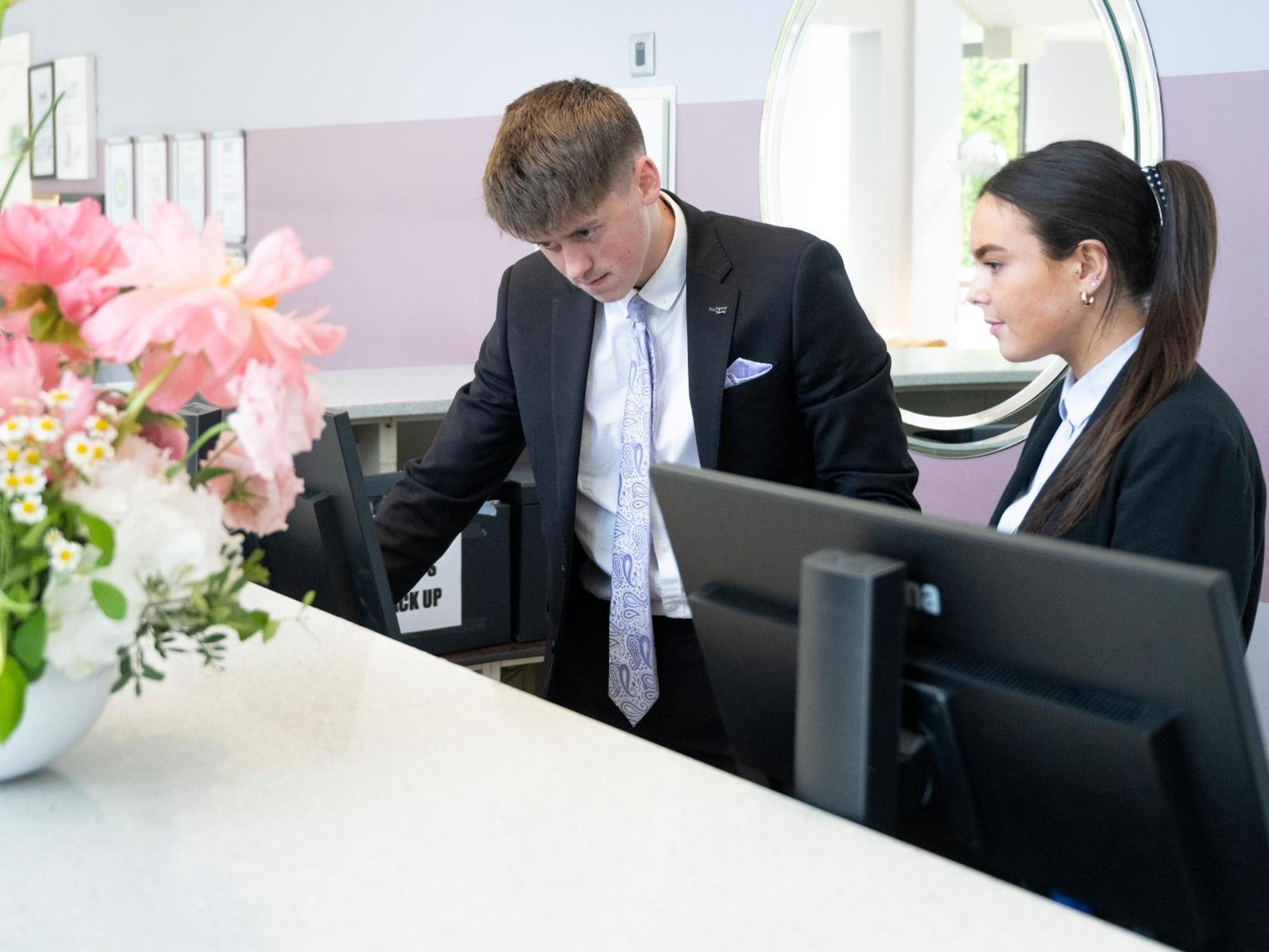 The Kenmare Bay Hotel & Luxury Lodges Resort Eksteriør bilde